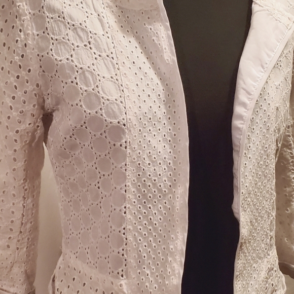 WILLI SMITH WHITE EYELET JACKET, SIZE SMLL - Picture 7 of 11